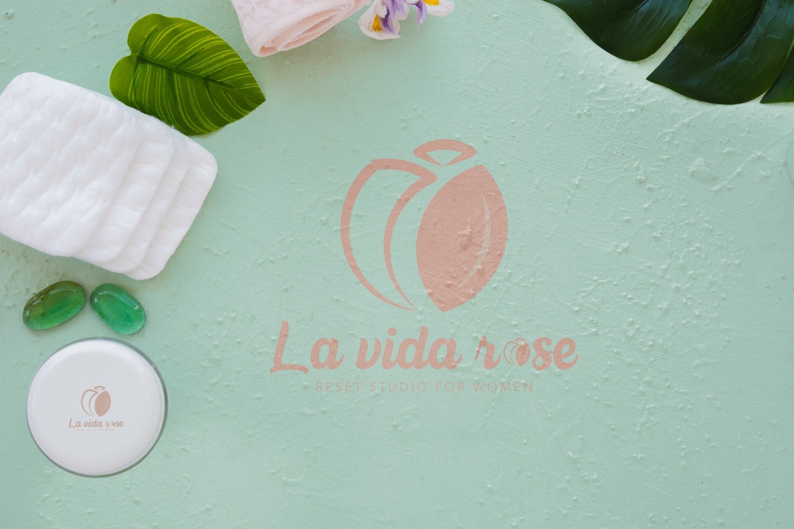 Coffee cup with La Vida Rose branding